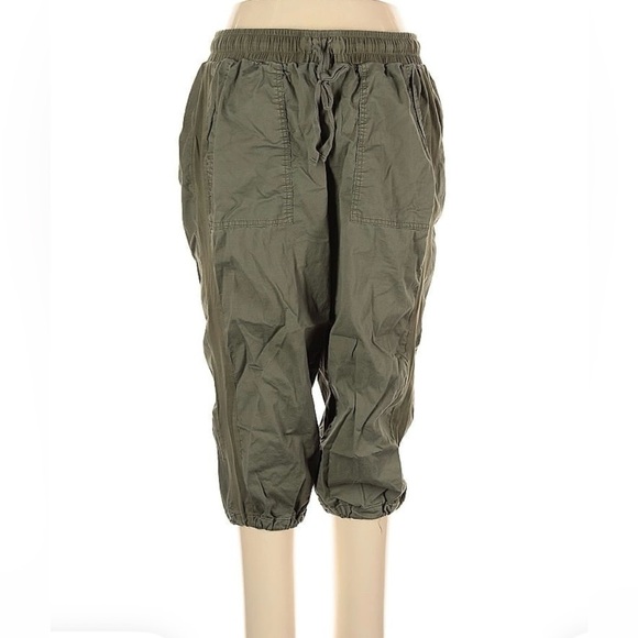Lane Bryant Pants - Lane Bryant Olive Cropped Cargo Jogger Pants, Size 18/20